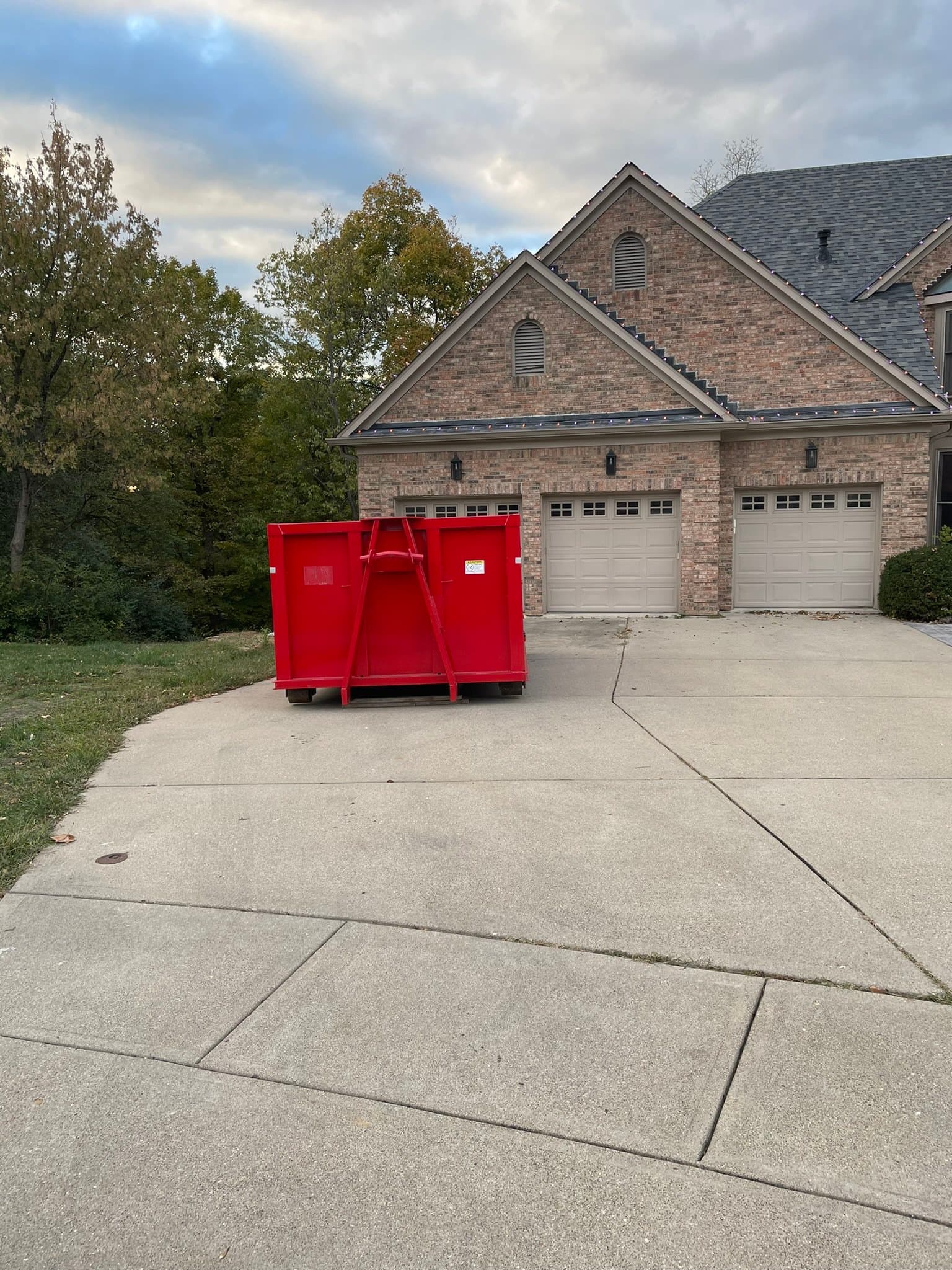 12 yard roll-off container