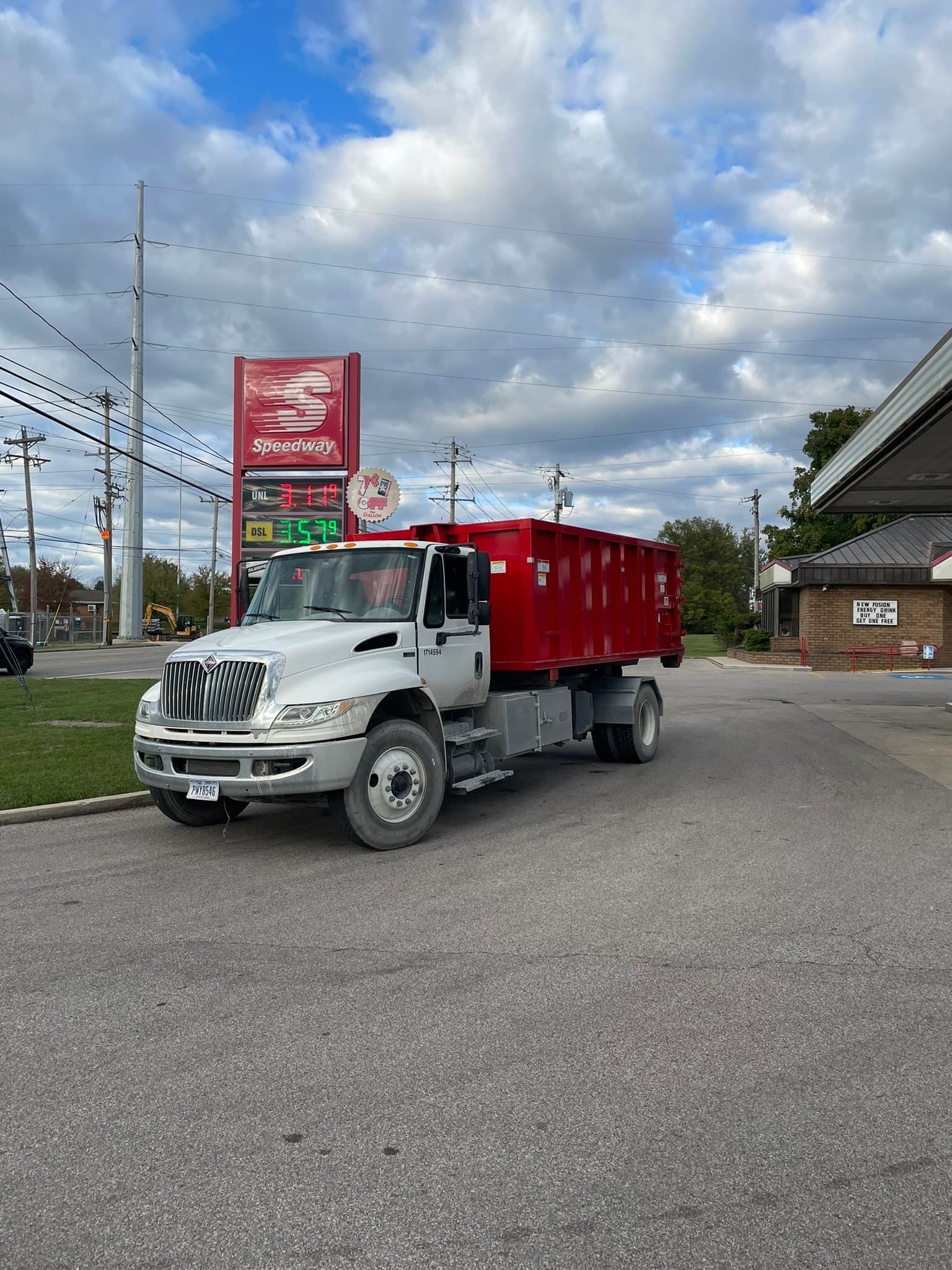 30 yard roll-off container